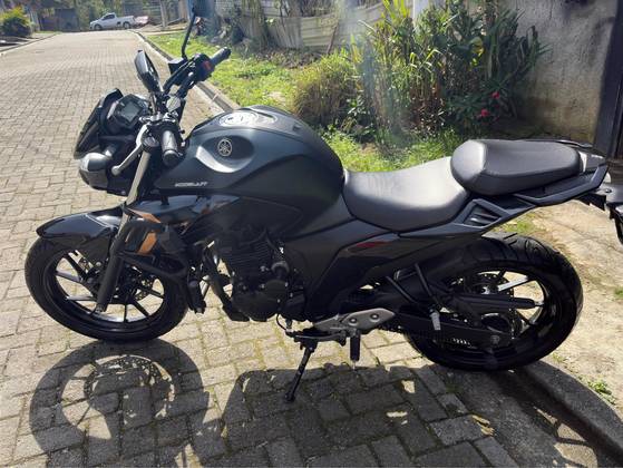 YAMAHA FZ25 FAZER ABS 